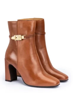 ANKLE BOOT