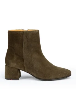 ANKLE BOOT