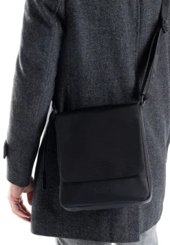 MESSENGER BAG