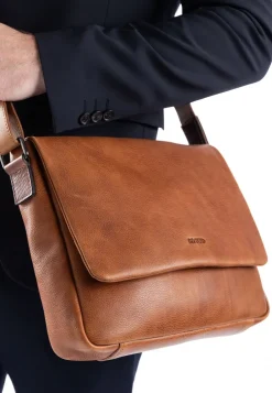 MESSENGER BAG